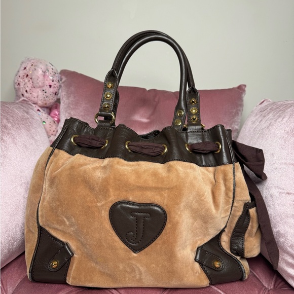 JUICY COUTURE BROWN SCOTTIE DAYDREAMER - Picture 3 of 9